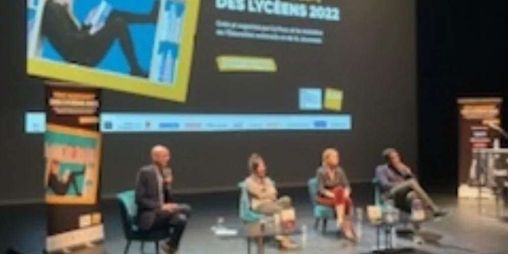 Les élèves de P2 participent au 35e Prix Goncourt des lycéens.